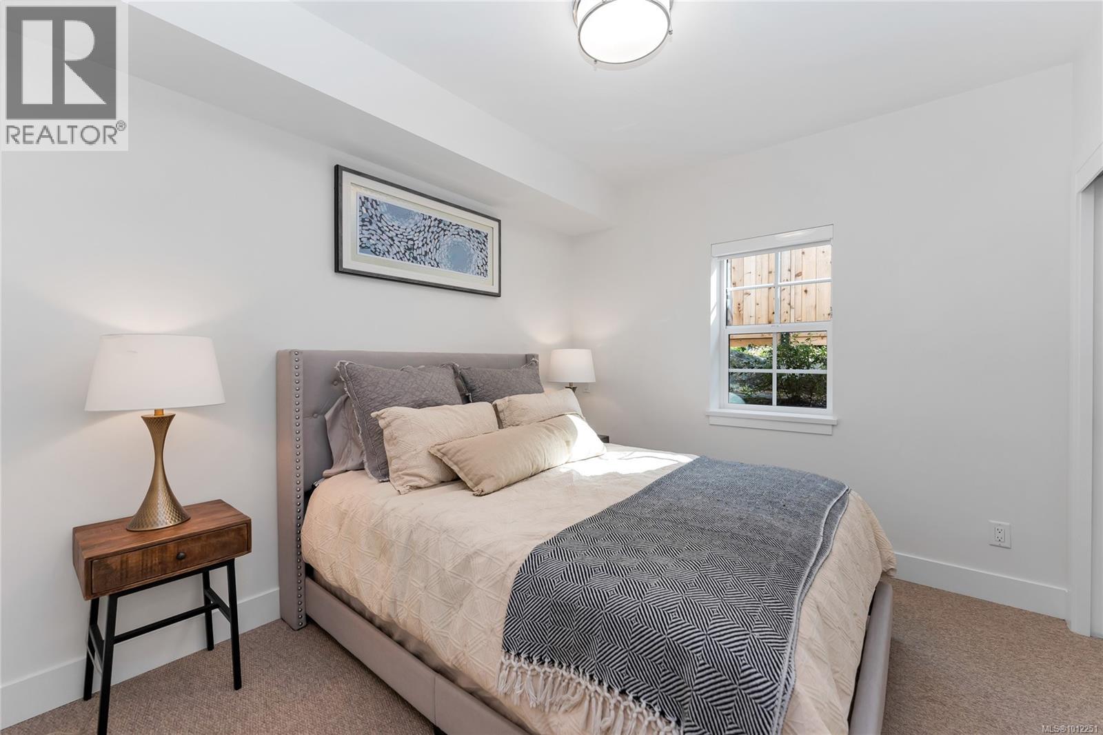 103 B 1224 Richardson St, Victoria, BC V8V 3E1