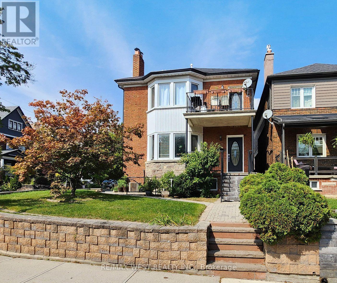 52 Heydon Park Rd, Toronto, ON M6J 2C8