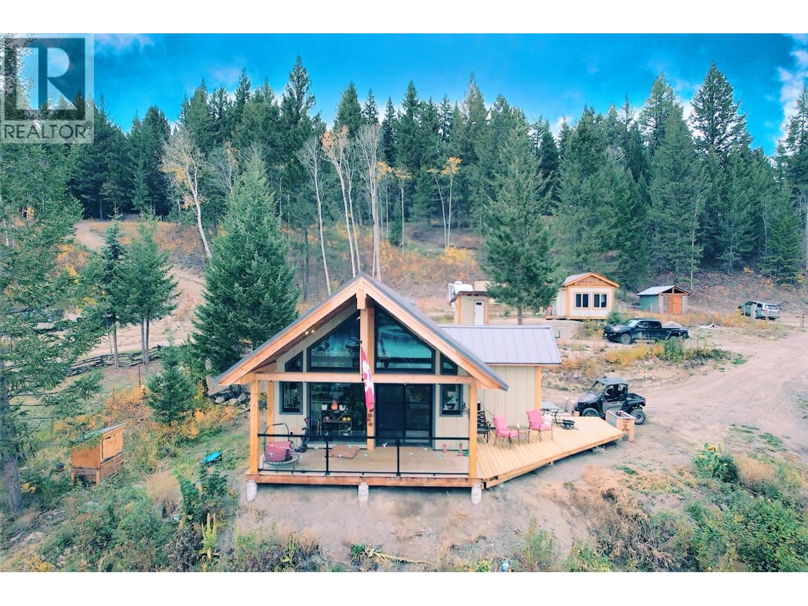 6656 N Shore Horse Lake Rd, Horse Lake, BC V0K 2E3
