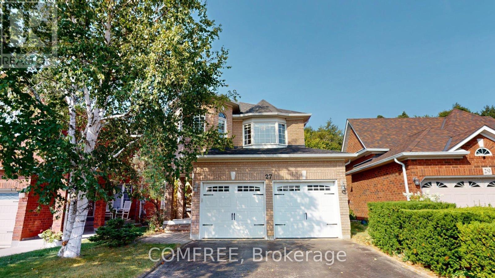 27 Markwood Cres, Whitby, ON L1R 2S3