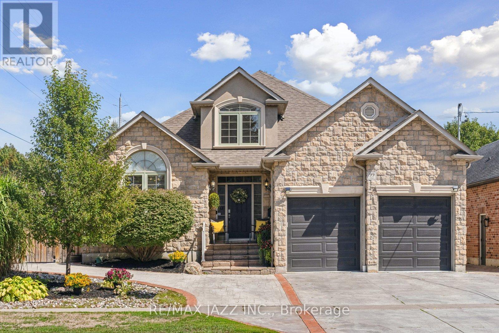99 Bell Dr, Whitby, ON L1N 2T1