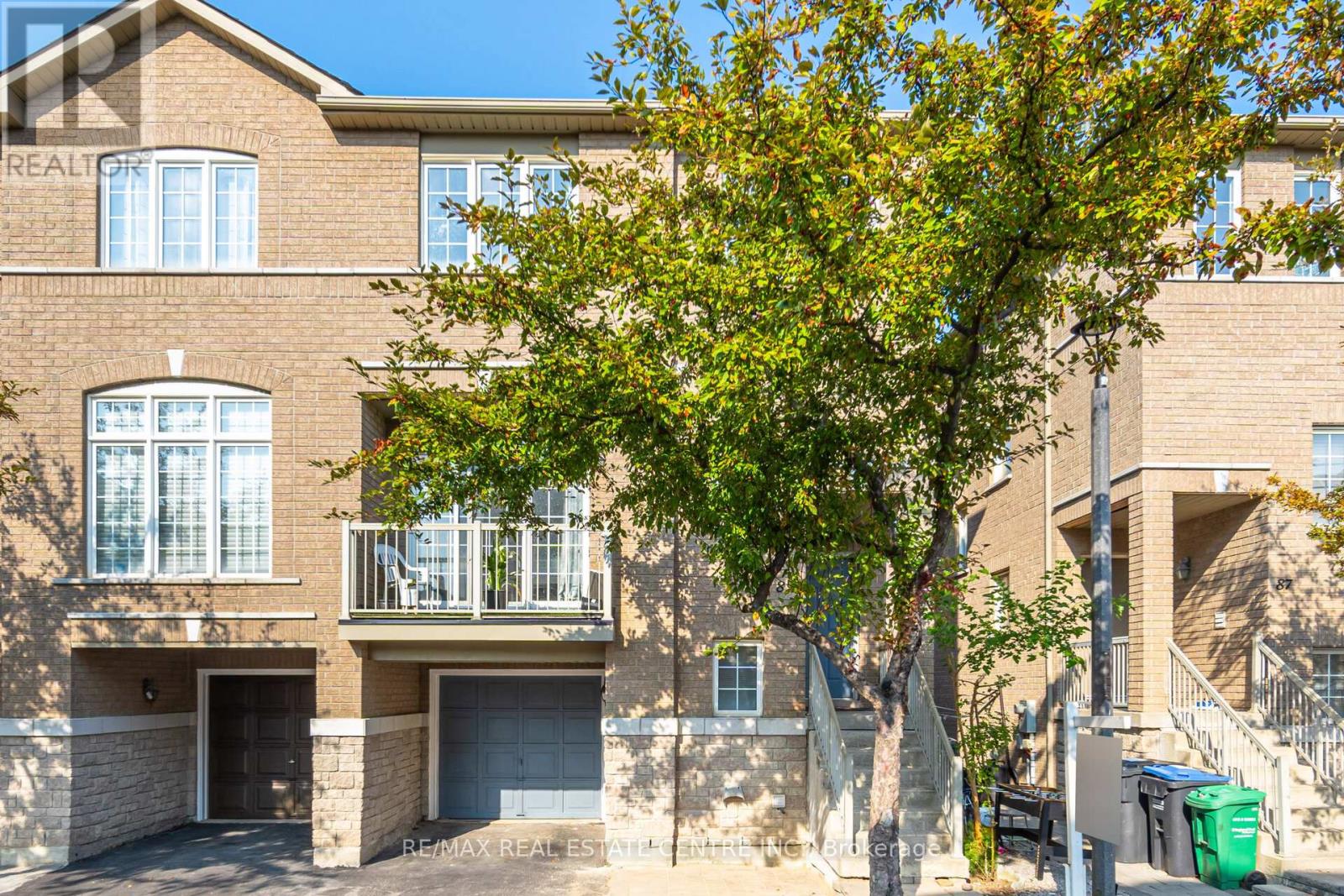 89 7155 Magistrate Ter, Mississauga, ON L5W 1Y8