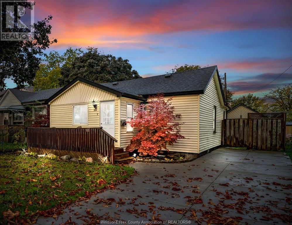 674 Eugenie St E, Windsor, ON N8X 3Y4