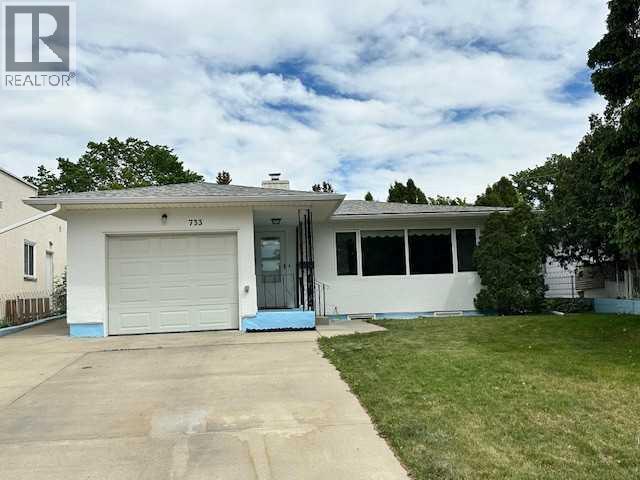 4 Street S Unit 733, Lethbridge, AB T1J 2A7