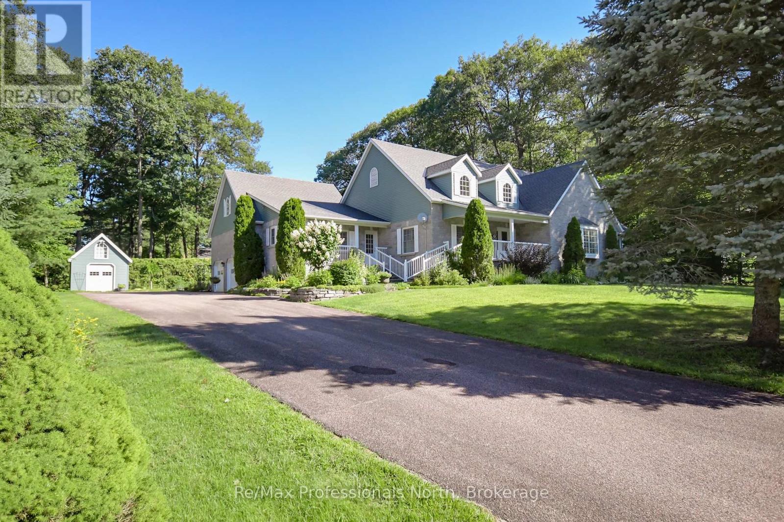 160 Tiffany Trl, Gravenhurst, ON P1P 1A6