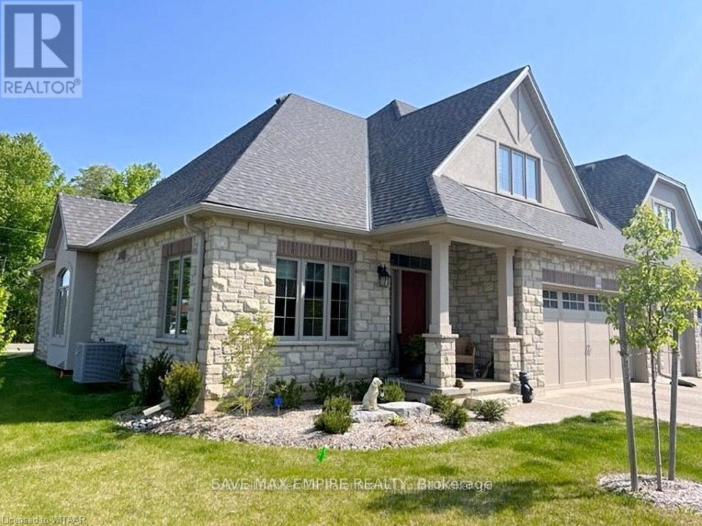 404 5 Wood Haven Dr, Tillsonburg, ON N4G 0A8