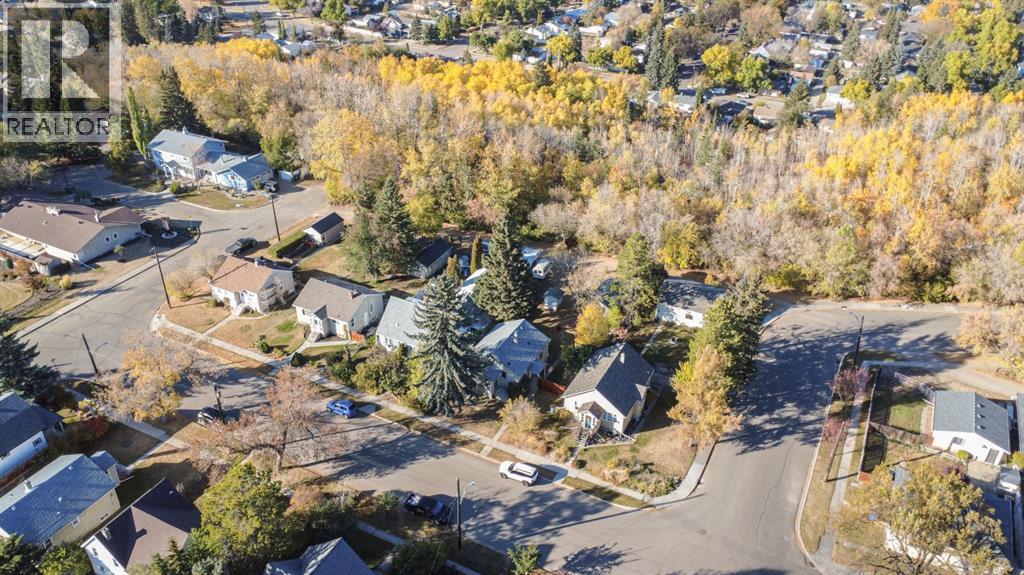 51 Street Unit 4206 #a, Red Deer, AB T4N 2B6