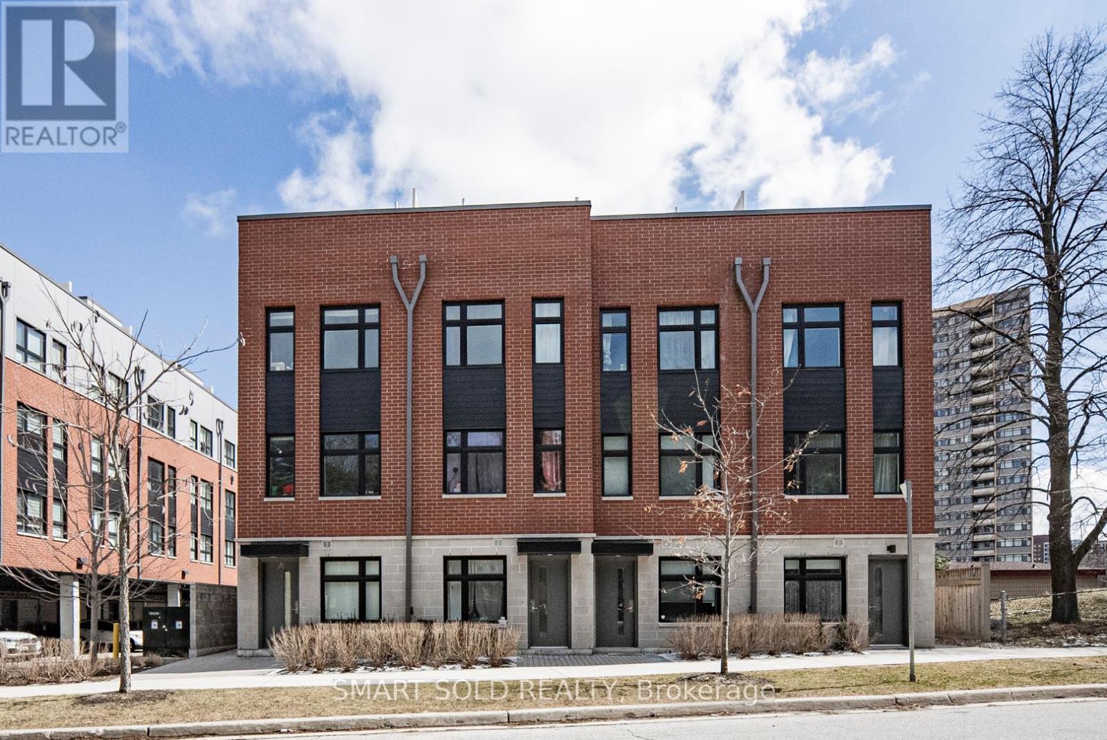 132 20 Echo Pt, Toronto, ON M1W 2L2
