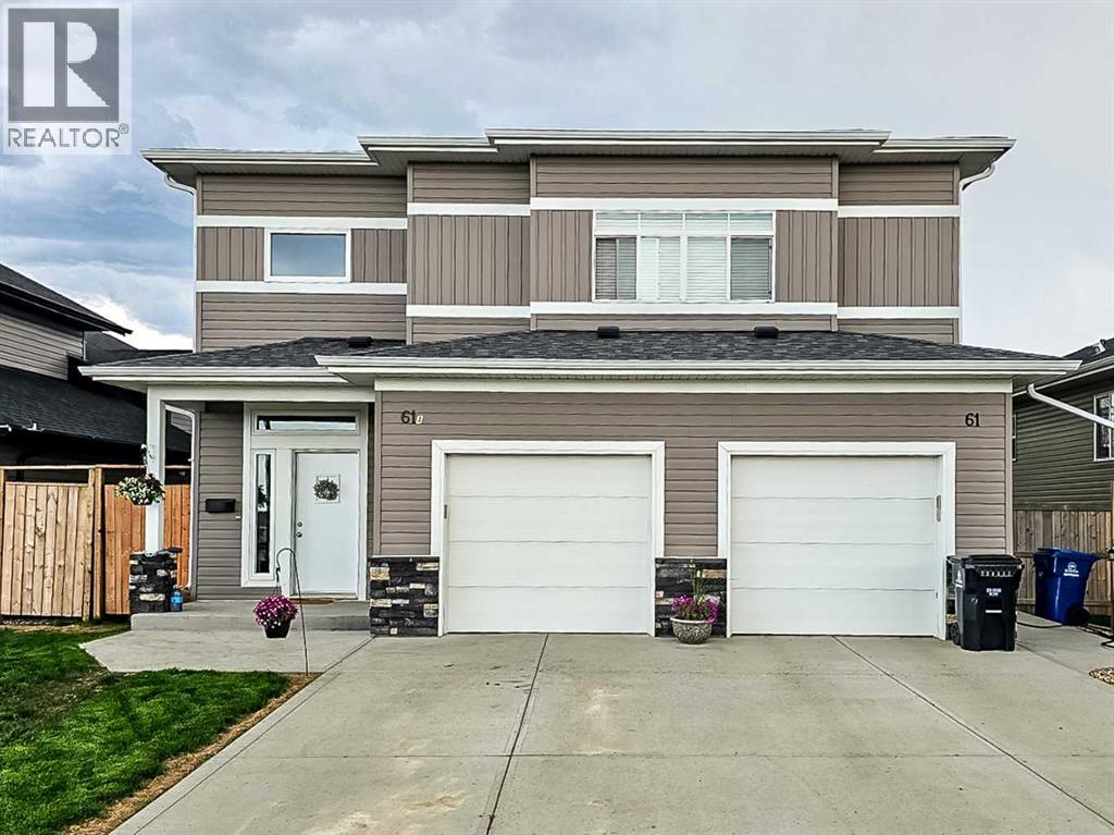 61 Maclean Close, Blackfalds, AB T4M 0H4