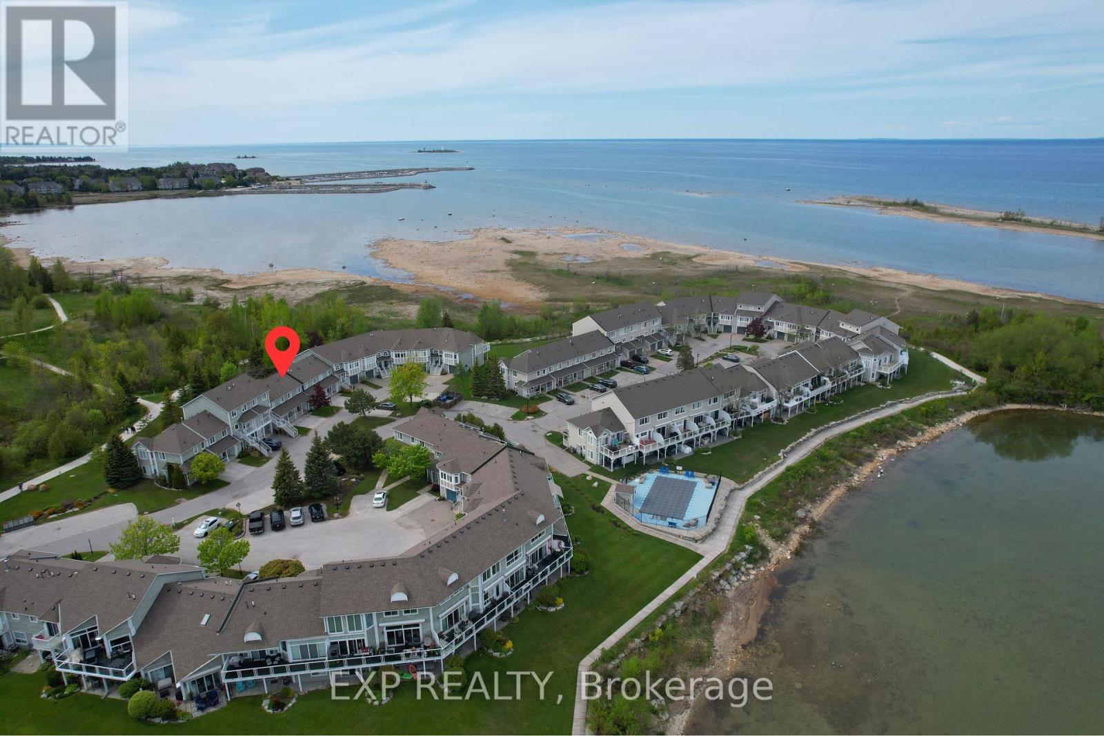22 Cranberry Surf, Collingwood, ON L9Y 5C4