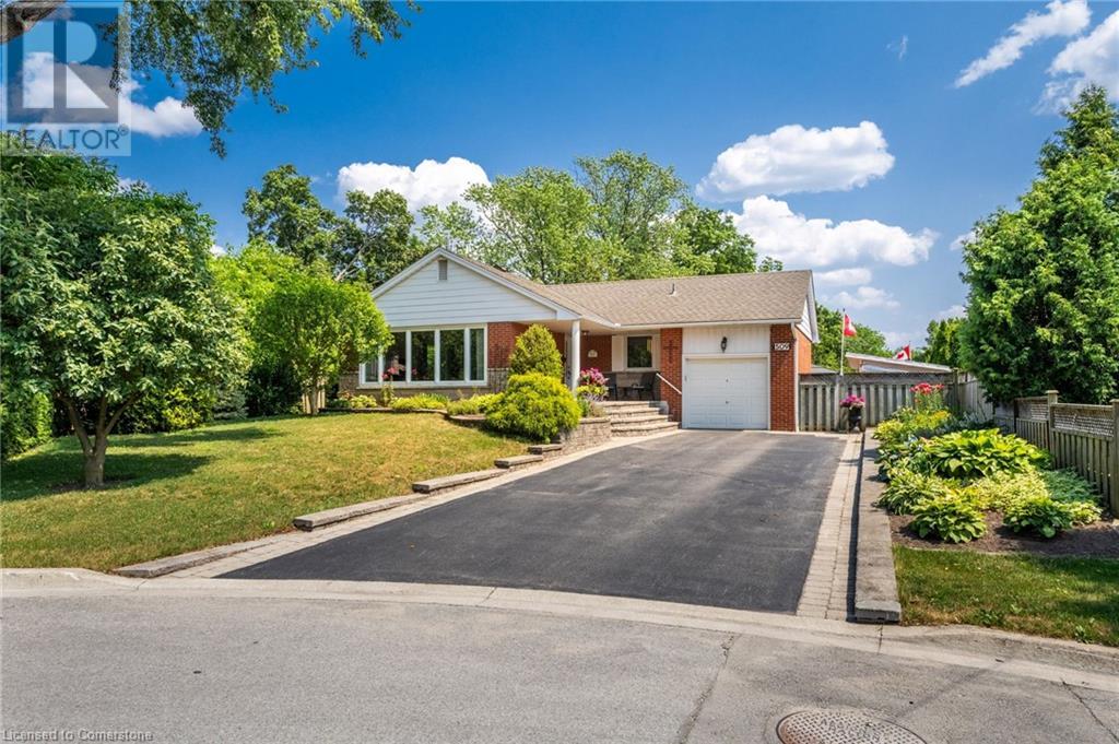 509 Rothesay Pl, Burlington, ON L7N 3E3