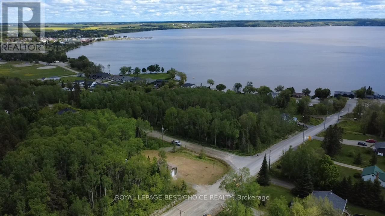 151 Radley Hill Rd, Temiskaming Shores, ON P0J 1P0