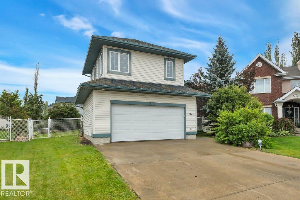 614 Kulawy Pl NW, Edmonton, AB T6L 7E5