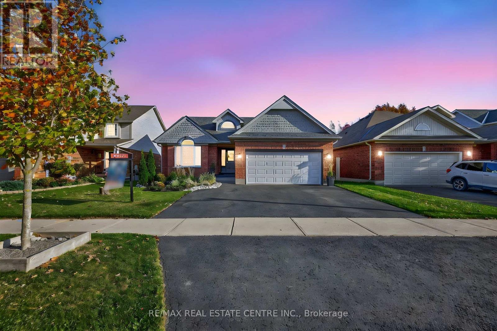 103 Hunter Rd, Orangeville, ON L9W 5C2
