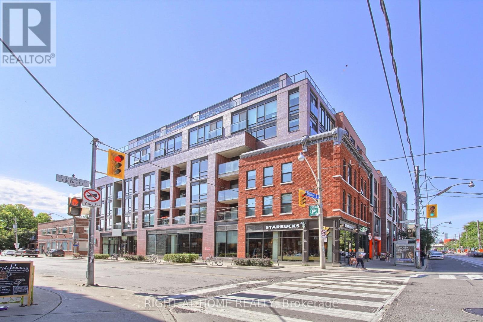 206 246 Logan Ave, Toronto, ON M4M 0E9