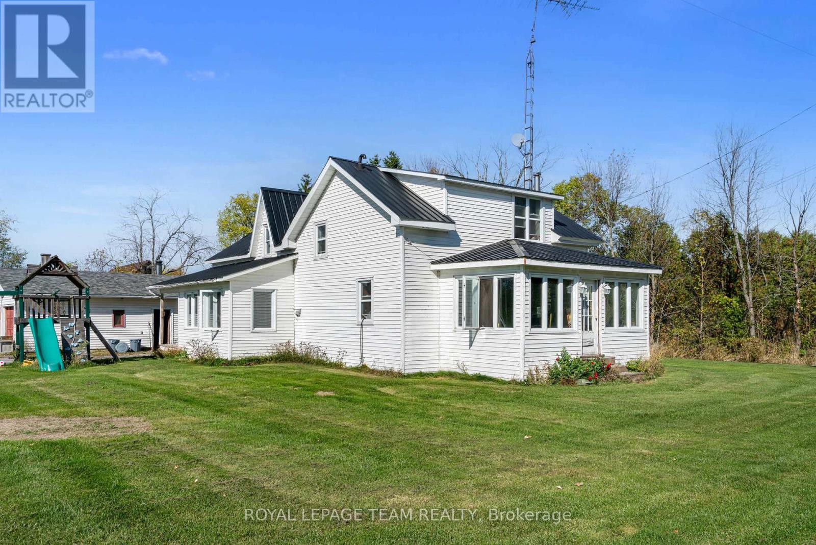 3910 County 7 Rd, South Dundas, ON K0C 1H0