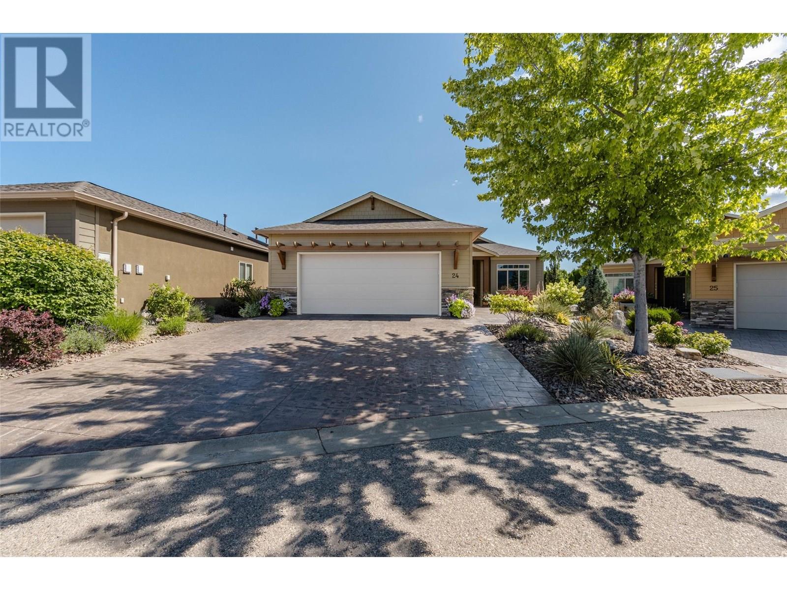 6833 Meadows Drive Unit 24, Oliver, BC V0H 1T4
