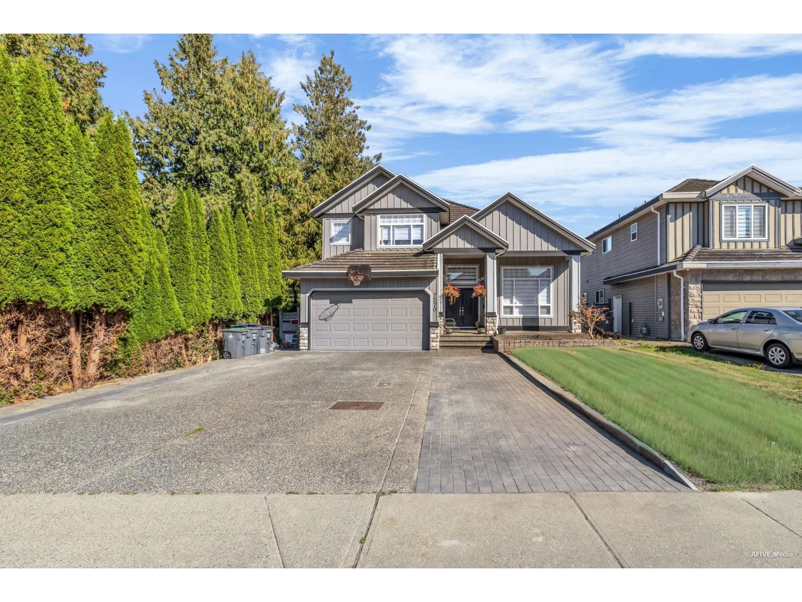 148 Street Unit 7270, Surrey, BC V3S 3E6