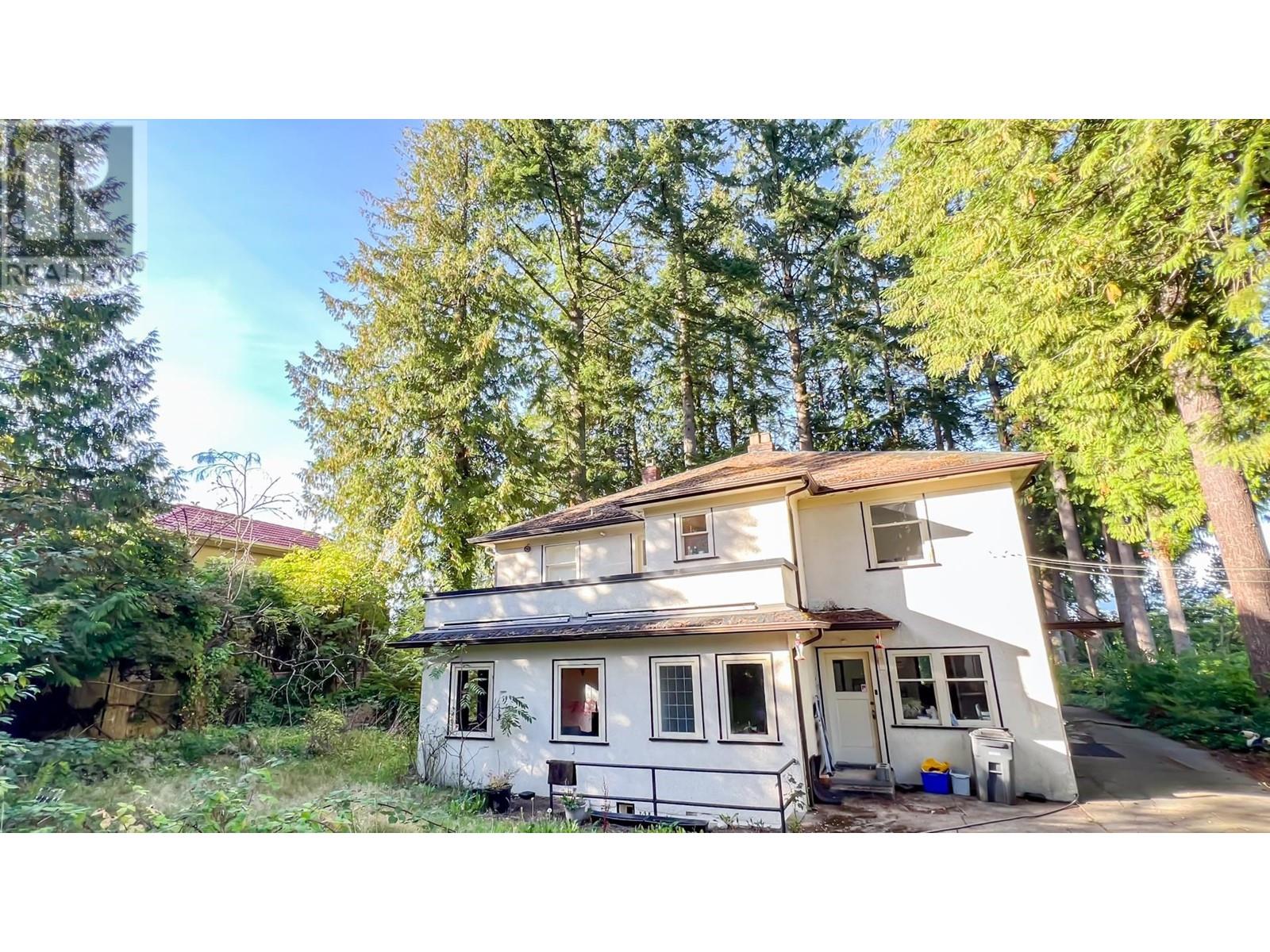 4786 Drummond Dr, Vancouver, BC V6T 1B4