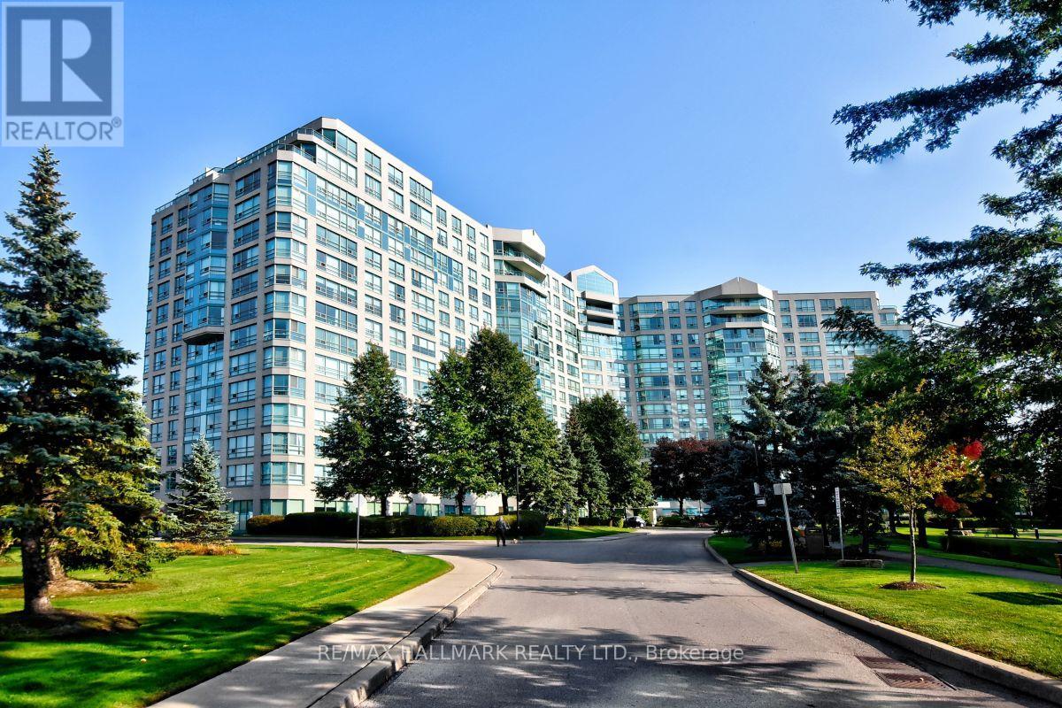 613 7825 Bayview Ave, Markham Aileen-willowbrook, ON L3T 7N2