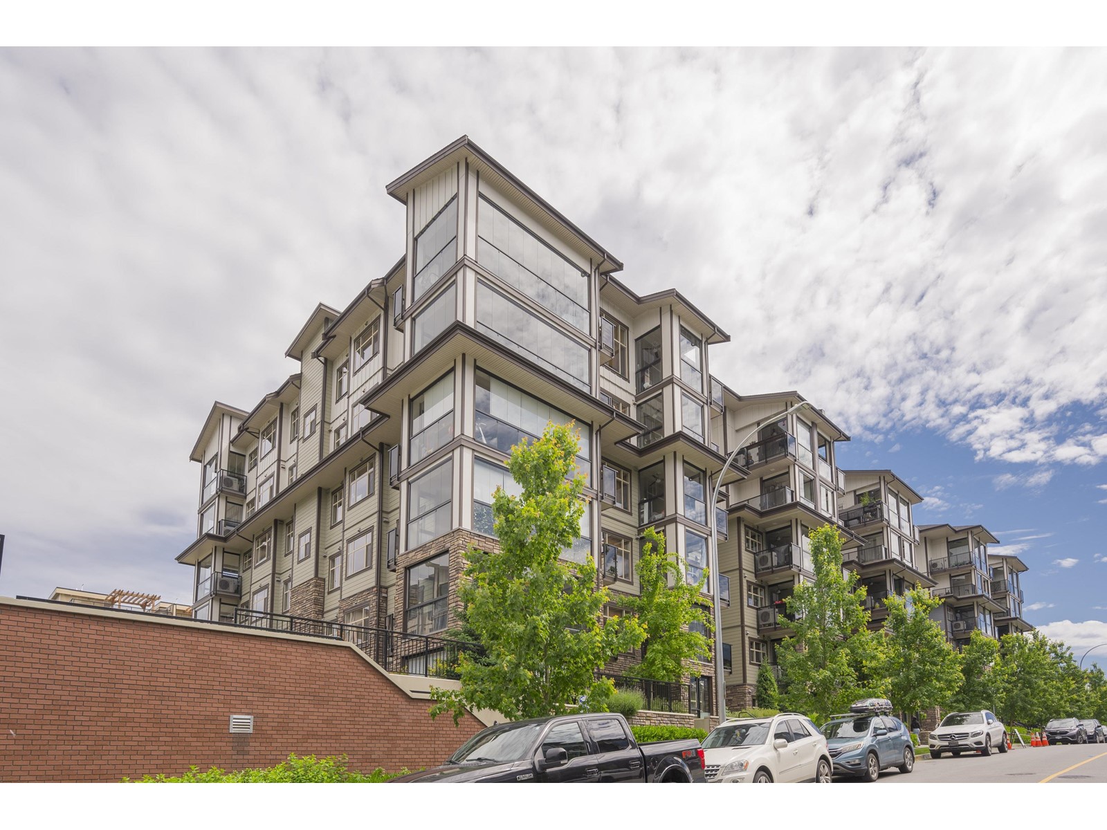 8538 203a Street Unit 612, Langley, BC V2Y 3P9
