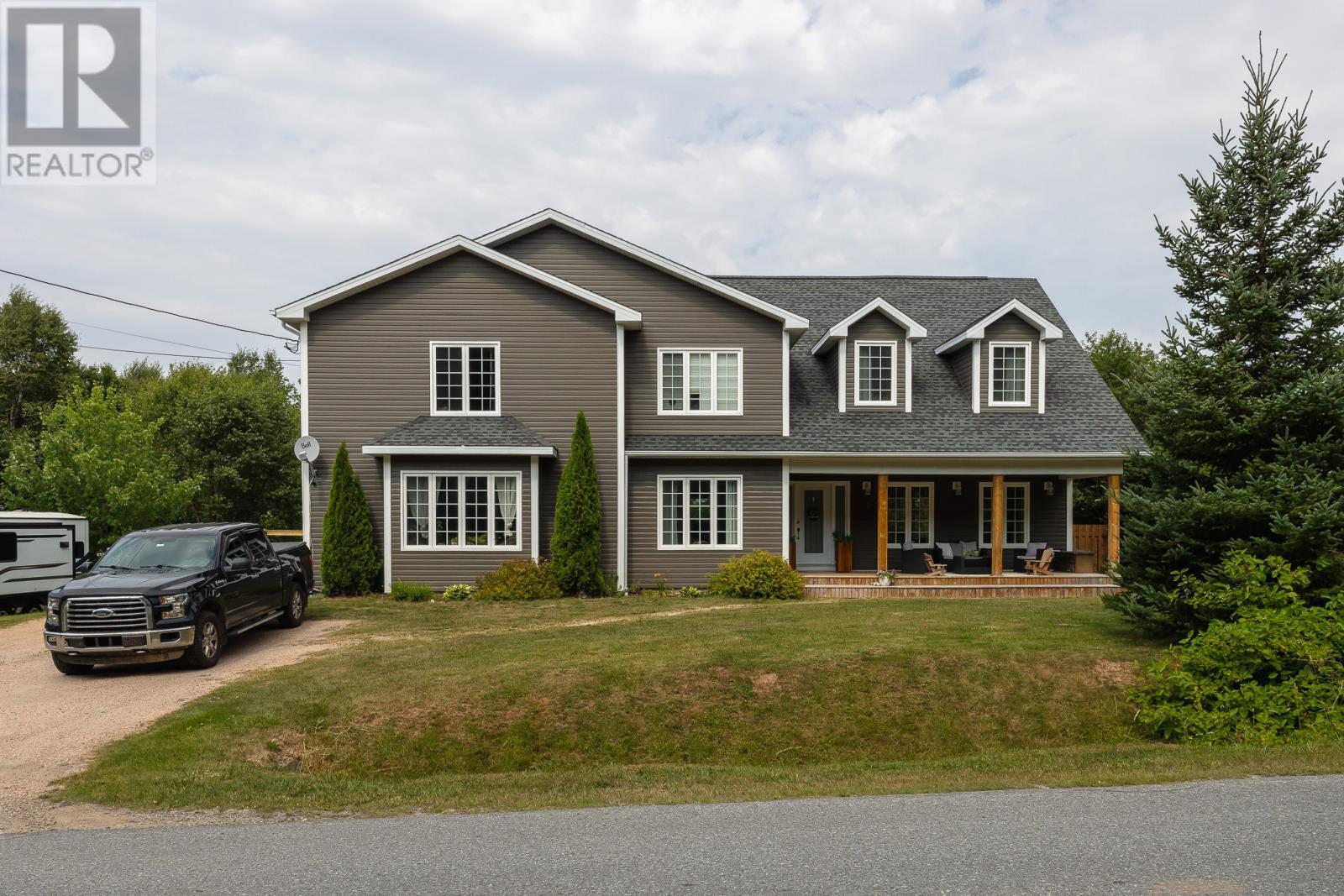 12-14 W Haven Dr, Pasadena, NL A0L 1K0