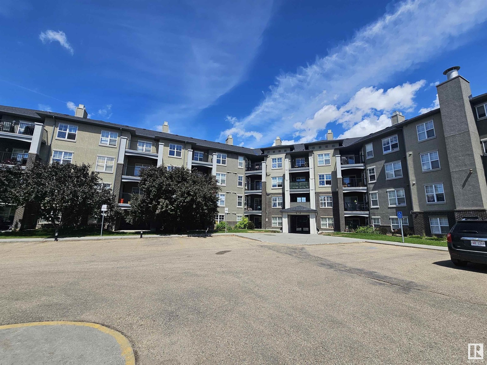 636 Mcallister Loop Southwest #314, Edmonton, AB T6W 1N4