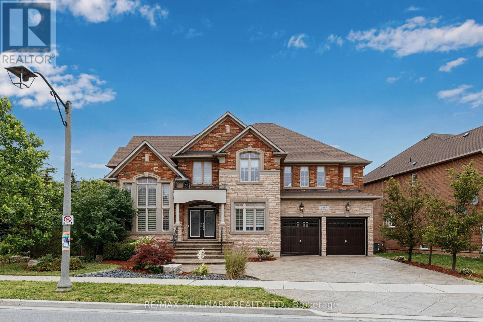 2485 Meadowridge Dr, Oakville, ON L6H 7R4
