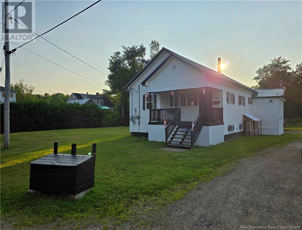 63 First Ave, McAdam, NB E6J 1S7