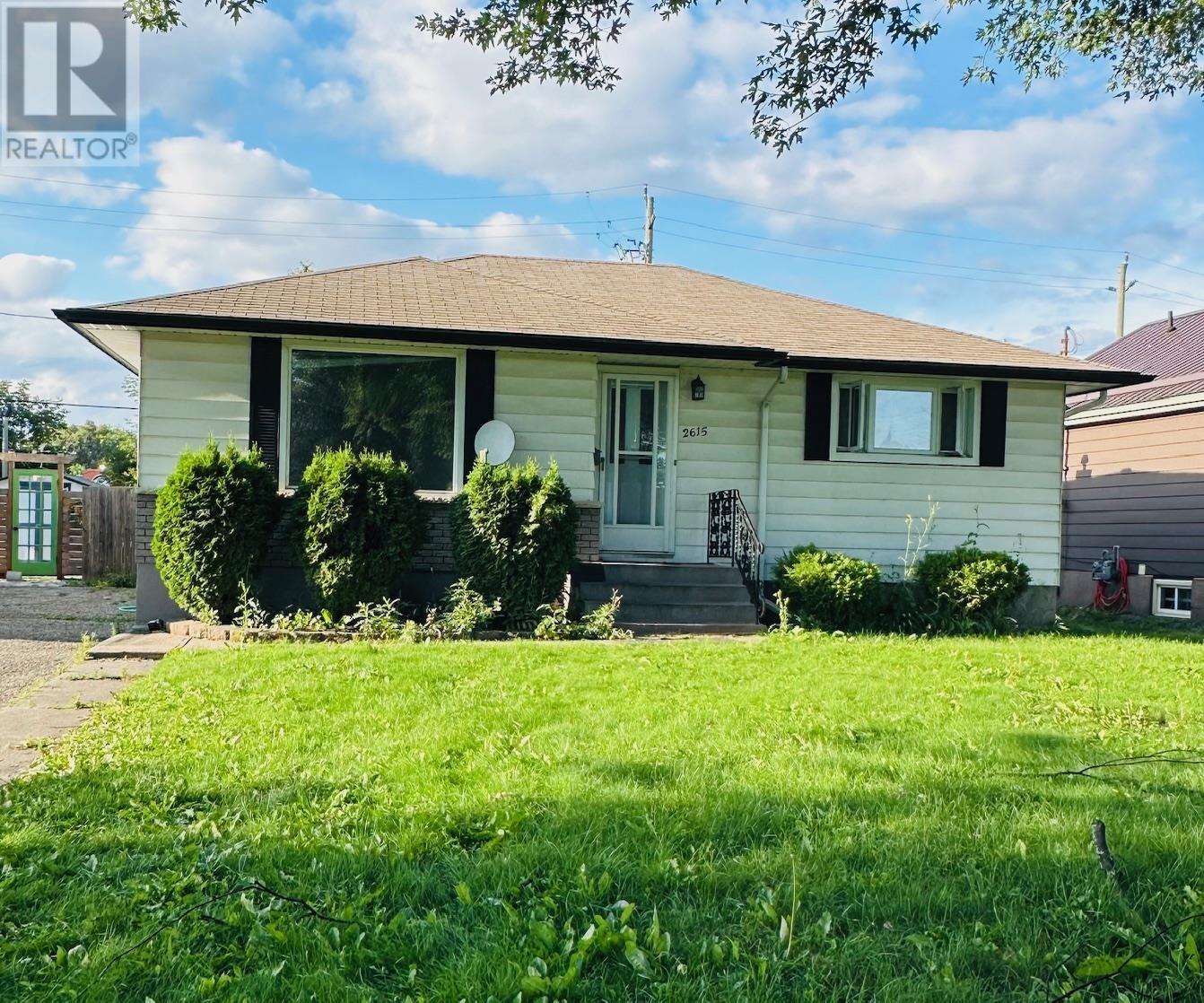 2615 Begin Pl, Thunder Bay, ON P7E 5L9