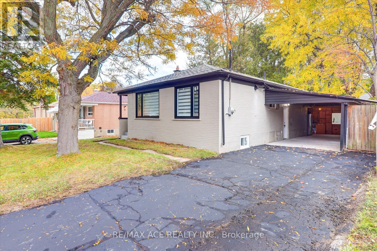 19 Blakemanor Blvd, Toronto Woburn, ON M1J 2W3