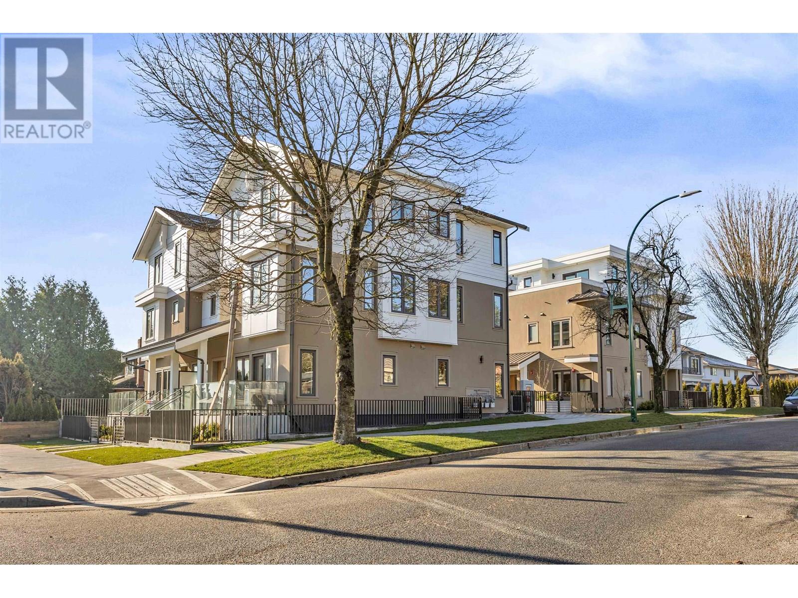 1008 W 52nd Ave, Vancouver, BC V6P 1H5