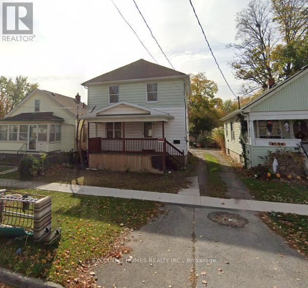 42 Russell Ave, St. Catharines Downtown, ON L2R 1V5