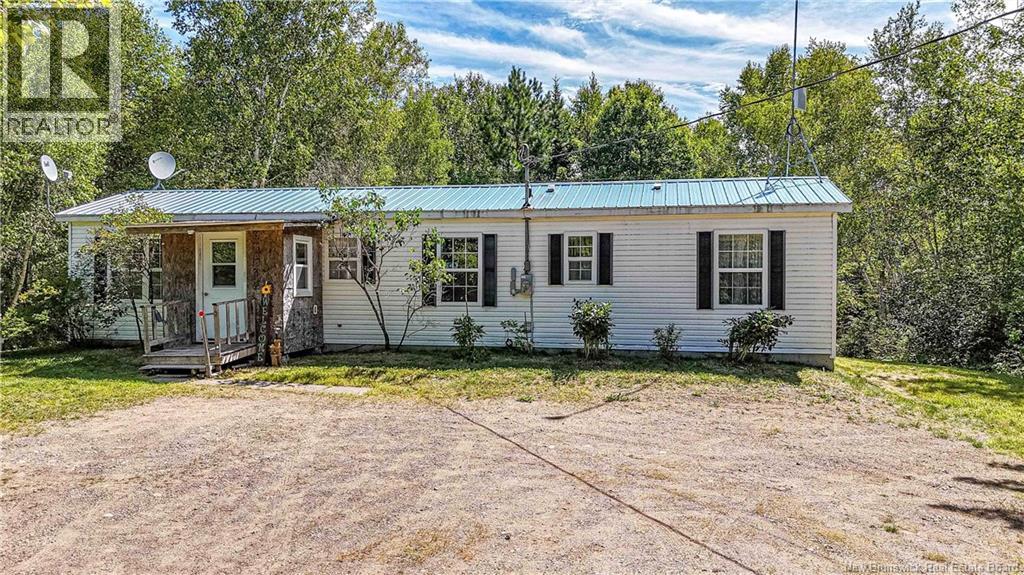 1543 Route 102, Upper Gagetown, NB E5M 1N5