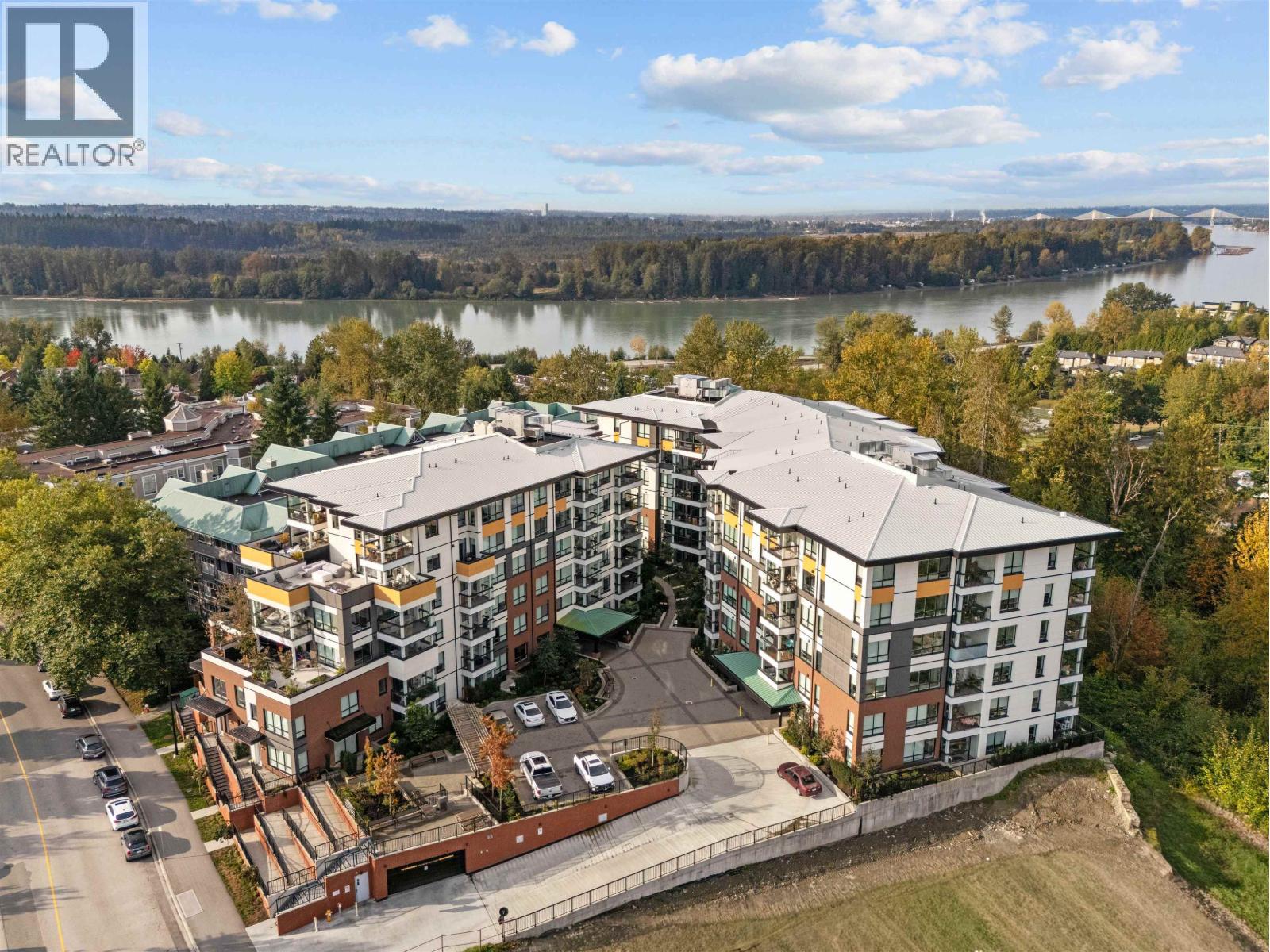 11639 227 Street Unit 406, Maple Ridge, BC V2X 9B2