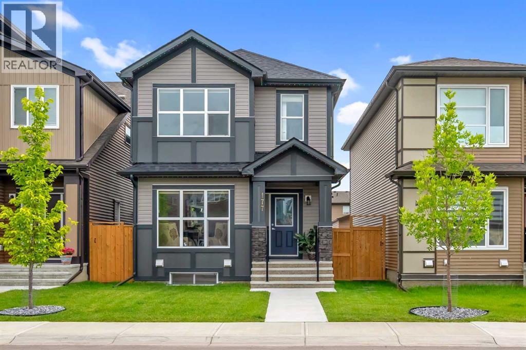 177 Carringsby Ave NW, Calgary, AB T3P 1S1