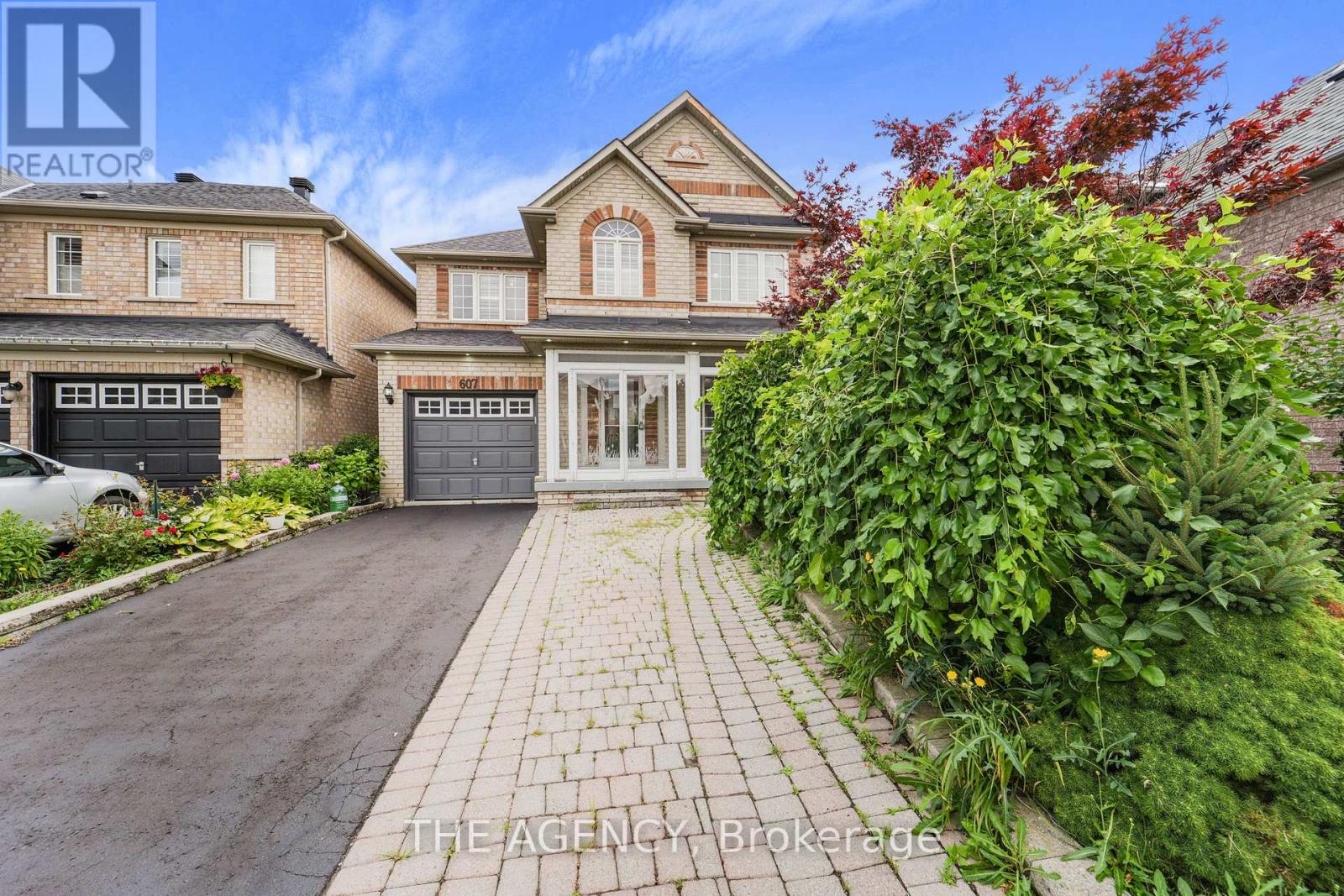 607 Staines Rd, Toronto, ON M1X 2A7