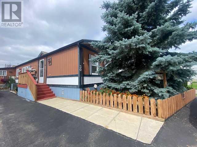 30 Lake Stafford Cres E, Brooks, AB T1R 0P5