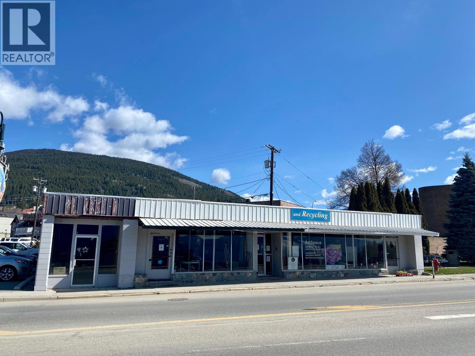 116 Northwest Blvd, Creston, BC V0B 1G0