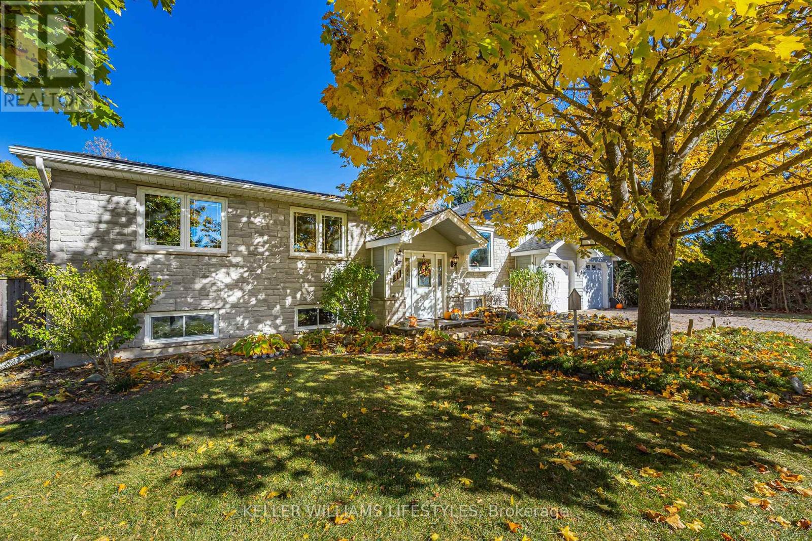 11 Hawthorn Cres, North Middlesex, ON N0M 1A0