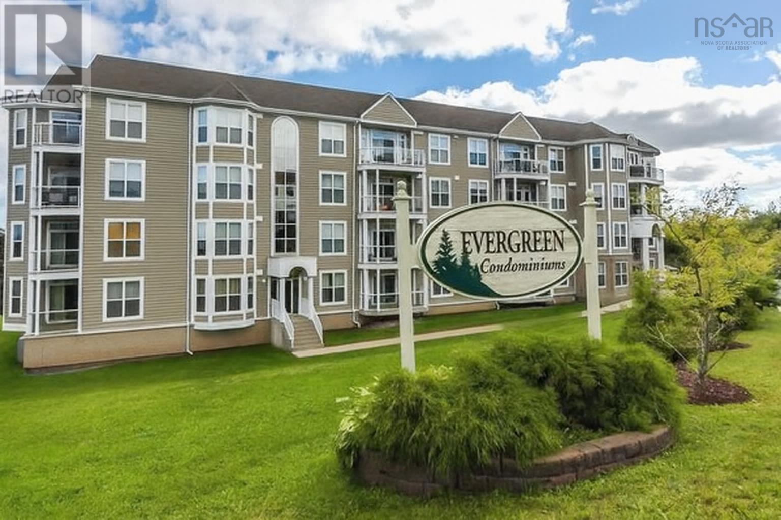 168 Green Village Ln, Dartmouth, NS B2Y 0A2