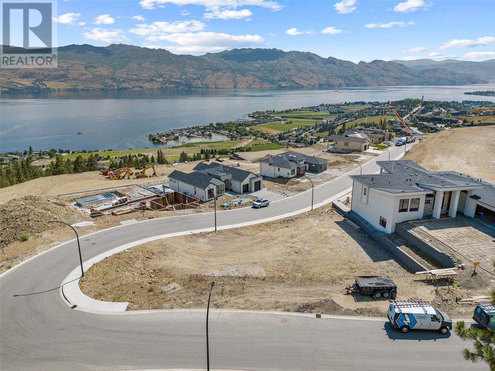 1359 Cabernet Way, West Kelowna, BC V4T 0E9