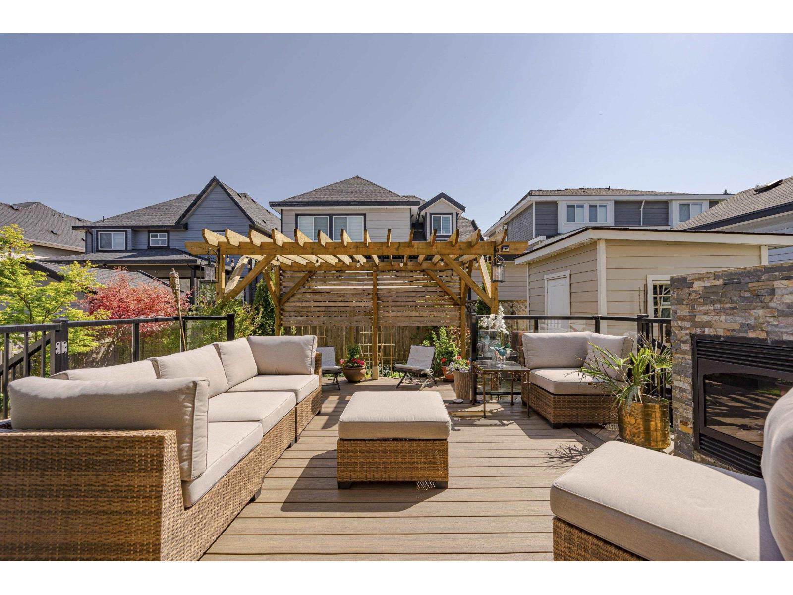 139 Street Unit 5876 #a, Surrey, BC V3X 0G7