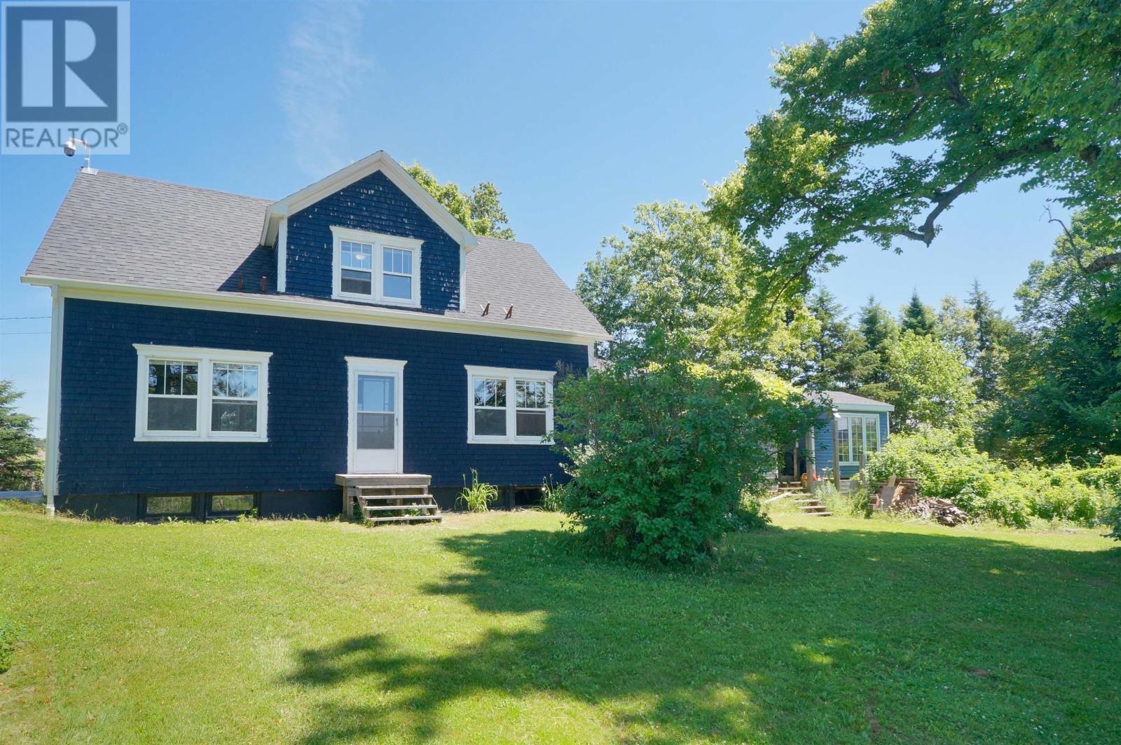 505 Main St, Cornwall, PE C0A 1H0