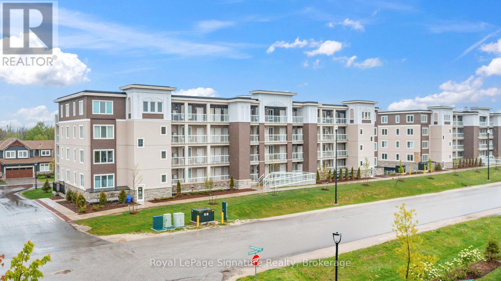 102 17 Spooner Cres, Collingwood, ON L9Y 1T3