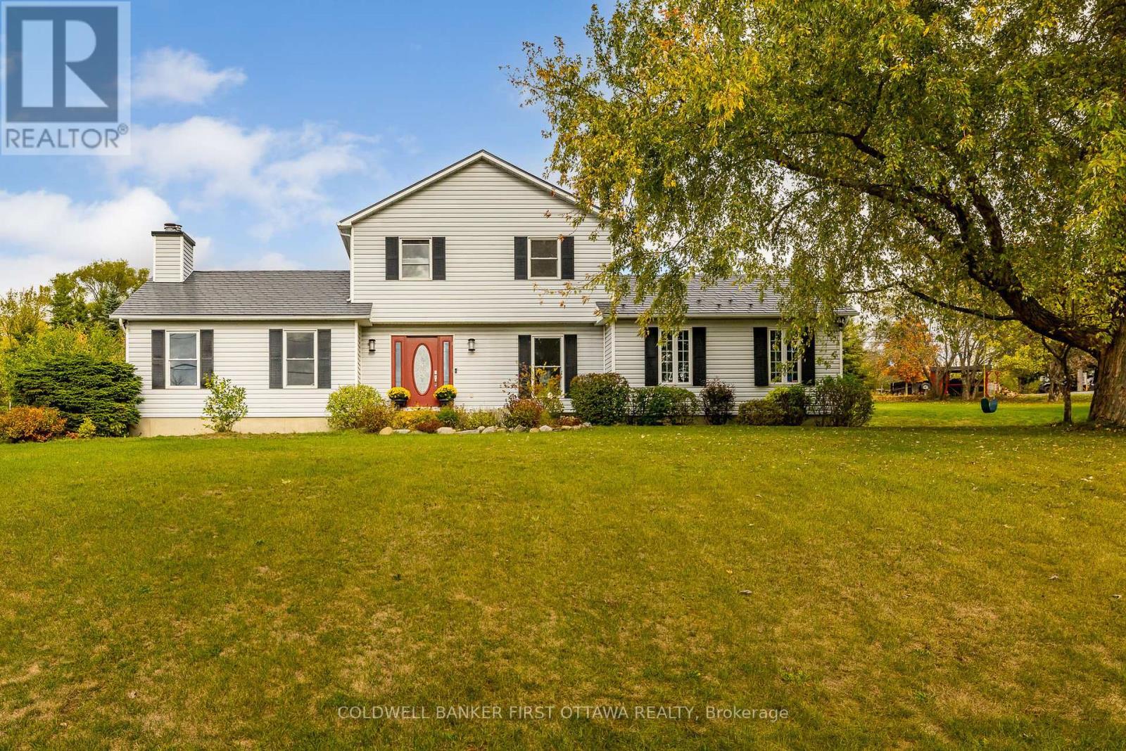 100 Manion Heights Cres, Ottawa, ON K0A 1L0