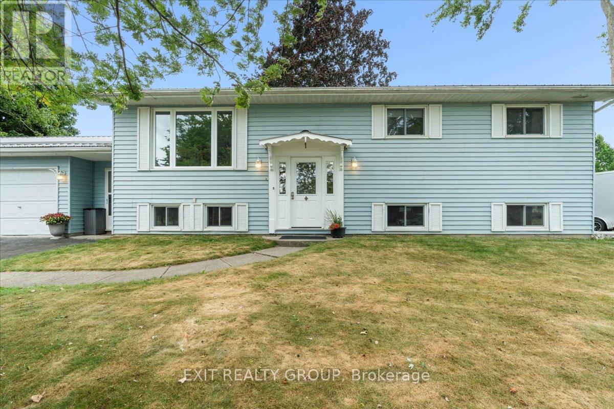 1 Queen St W, Brighton, ON K0K 1H0