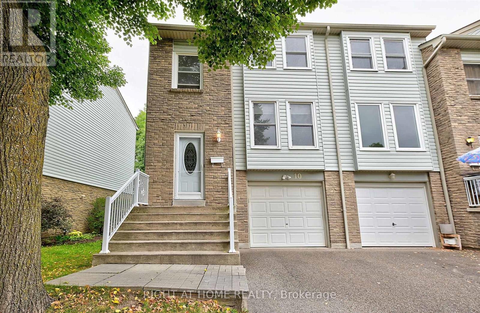 10 5878 Montevideo Rd, Mississauga, ON L5N 2V5