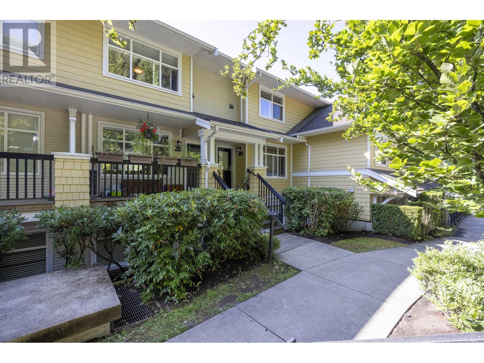 6878 Southpoint Drive Unit 11, Burnaby, BC V3N 5E4
