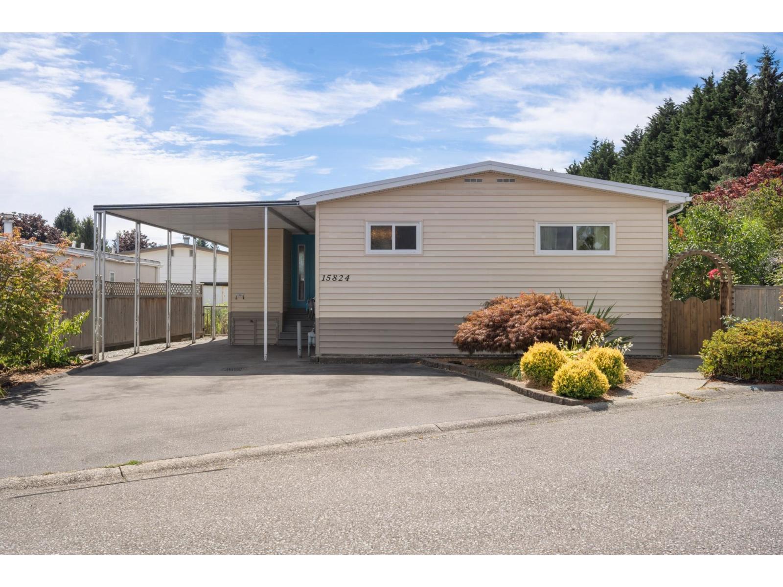15824 Norfolk Rd, Surrey, BC V4A 5K9